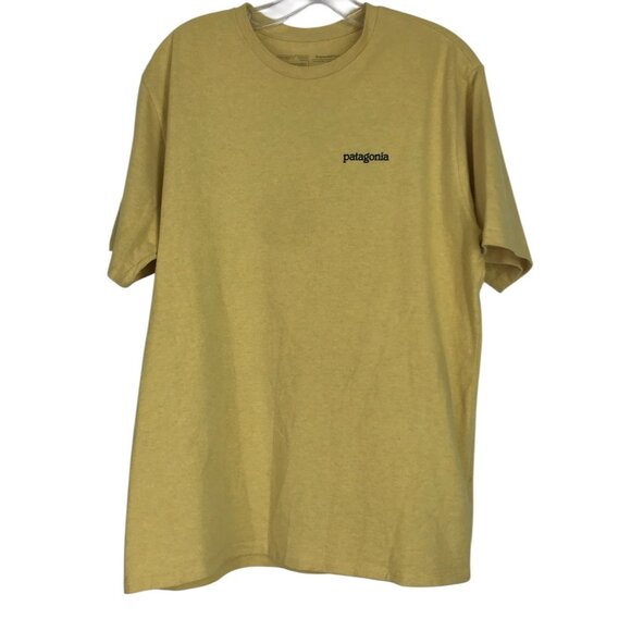 Patagonia T Shirt Mens Size Medium Yellow Mountains Logo Crew Neck - Picture 4 of 10
